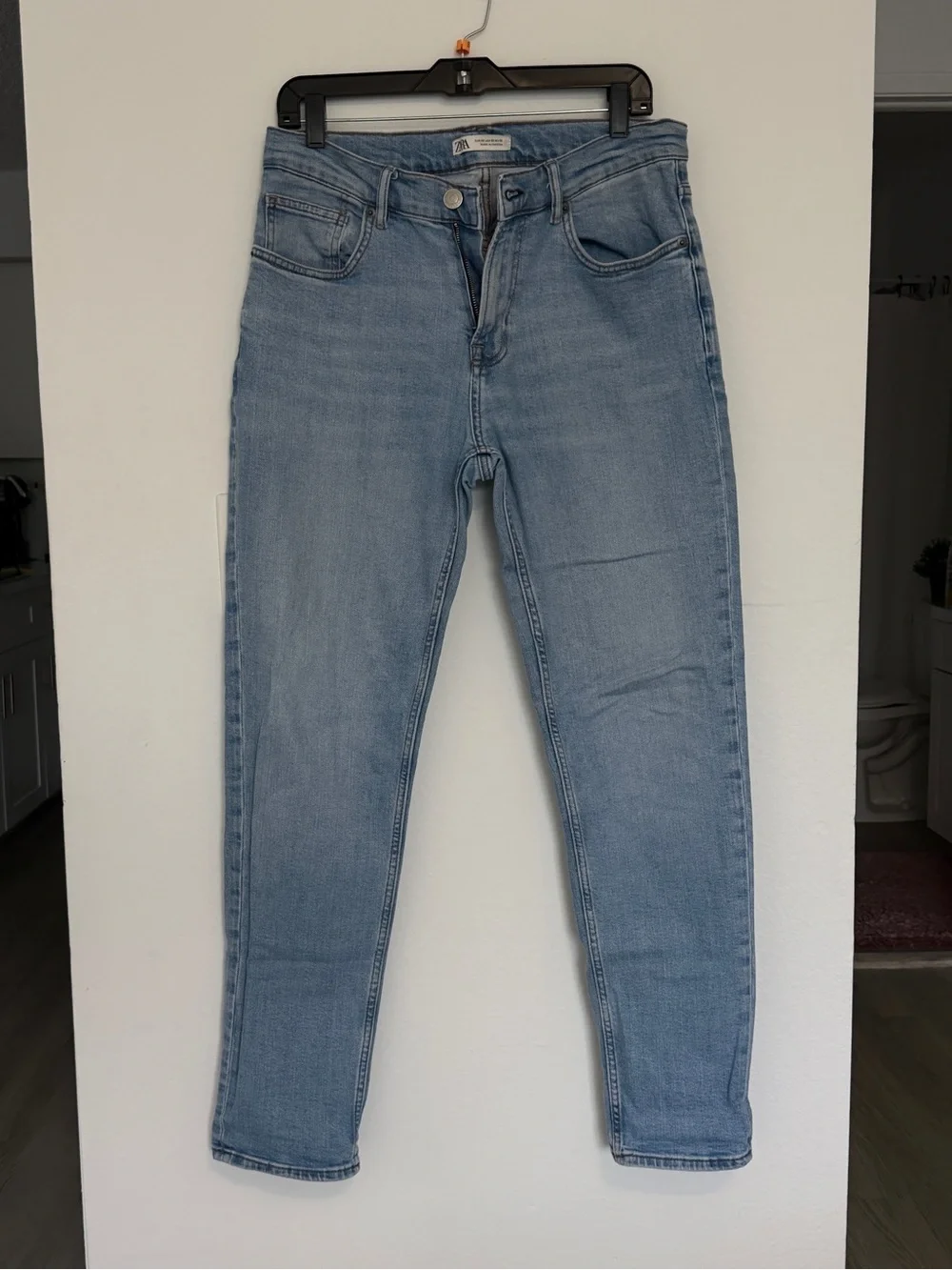 Zara Men's Skinny Jeans in Light Blue Wash